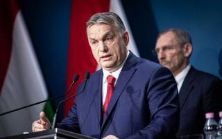 Еврокомиссия может больно наказать Венгрию из-за позиции по Украине, — FT