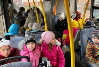 В двух областях Украины принудительно эвакуируют детей