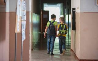 Россия усиленно «промывает мозги» украинским детям на оккупированных территориях, — ЦНС