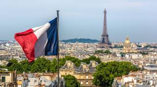 Туристов предупредили об опасности посещения Франции