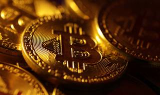 Bitcoin вырос в цене до максимума за полтора года