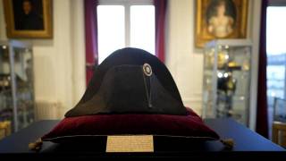Шляпа Наполеона продана за сумасшедшие деньги