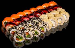 Вдохновение от природы: суши с использованием сезонных продуктов и оригинальных сочетаний