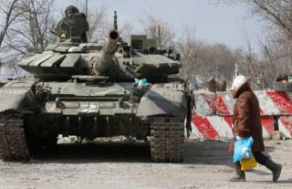Почти половина жителей юга и востока Украины - за прекращение войны, - опрос