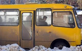 В столичных маршрутках появилась возможность рассчитываться безналом