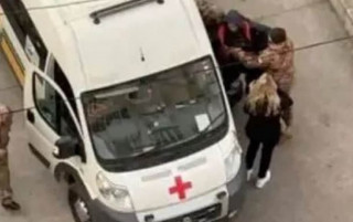 В Одесі військкома влаштовували облави на чоловіків на машині швидкої допомоги