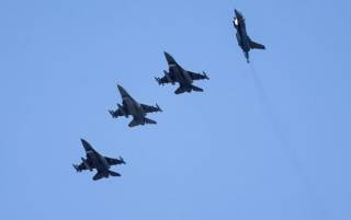 В Пентагоне рассказали, когда украинские летчики могут закончить обучение на F-16