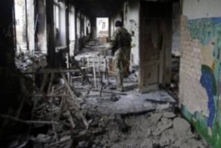 За время войны в Украине было разрушено более двухсот школ