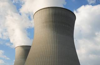 Украина хочет построить четыре новых атомных реактора