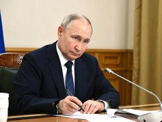 Путин передал США сигналы о готовности к переговорам по Украине, — Bloomberg