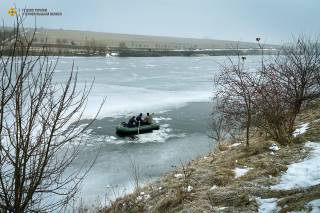 Трагедия в Тернопольской области: дети погибли, провалившись под лед