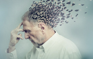 Як виявилось, хворобою Альцгеймера можна… заразитися