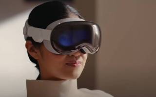Apple Vision Pro: очки дополненной и виртуальной реальности уже в продаже