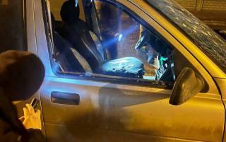 В Чернигове взорвался автомобиль с людьми внутри