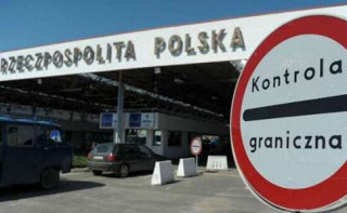 Польща та Україна можуть тимчасово закрити кордон