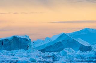 Ученые заявили, что Арктика… станет синей