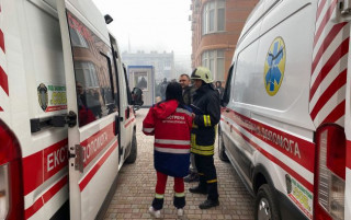 Окупанти завдали ракетного удару по Одесі, є постраждалі