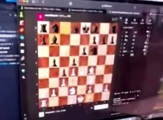 Нолан Арбо: появилось видео, как пациент с имплантом Neuralink играет в шахматы