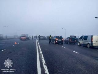 Эпичное ДТП во Львове: столкнулись 25 машин