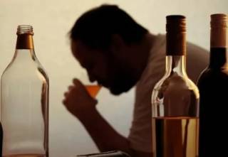 Алкоголь может спровоцировать диабет: ученые назвали опасную дозу