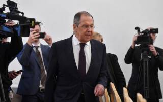 Россия не планирует делать паузы в войне с Украиной, — Лавров