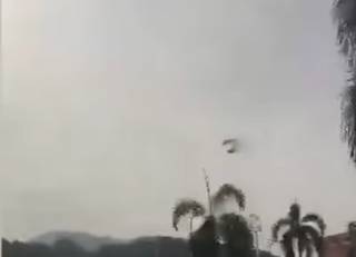 Появилось видео, как в Малайзии столкнулись два военных вертолета