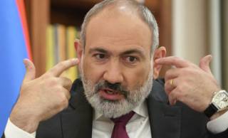 Премьера Армении Пашиняна хотят судить за "госизмену"