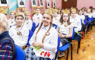 Росіяни на ОТ «промивають дітям мізки», — ЦНС