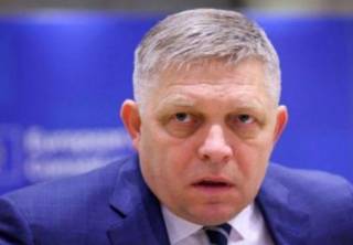 Покушение на Фицо: как сейчас себя чувствует премьер Словакии