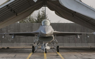 Росія пригрозила бити по F-16, які Україна зберігатиме за кордоном