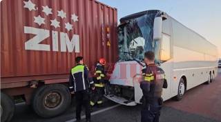 Автобус с украинцами попал в ДТП в Румынии – пострадало немало детей