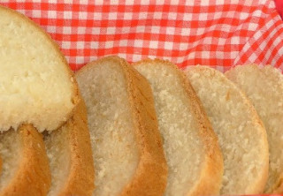 Американці пояснили, чому не варто їсти білий хліб