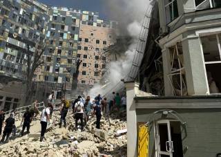 Ракетный удар по Киеву – число погибших и пострадавших растет