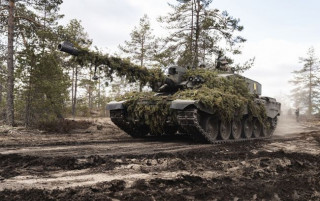 Британія вирішила відкрито визнавати застосування своєї зброї в Курській області, — Times