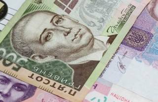 Названа средняя зарплата в Украине