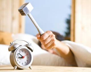 Врач рассказал, как быть бодрым по утрам