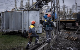 В Україну повернулися графіки відключення світла