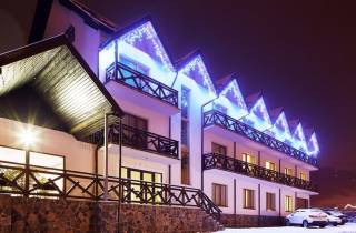 СМИ утверждают, что совладелица гостиницы в Буковеле «Запорожская Сечь» Ольга Христенко - Галыш якобы купила должность в администрации Запорожской области