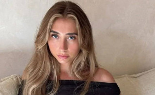 Лілі Філіпс оголосила «День відкритого анусу»