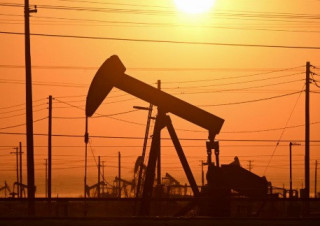 Ціни на нафту потихеньку повзуть вгору