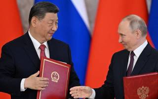 Путин попросил Си Цзиньпина... построить в России заводы