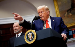 Трамп визнав, що Путін збожеволів