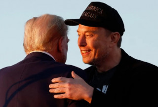 Маск залишає команду Трампа