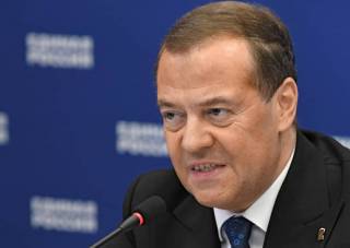 Медведев проговорился об истинных целях России в Украине. В окружении Трампа отреагировали