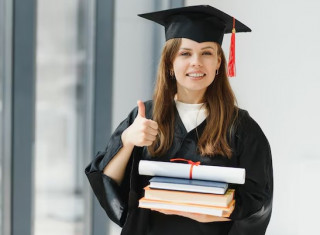 Як змінюється життя студента після переїзду на навчання за кордон?