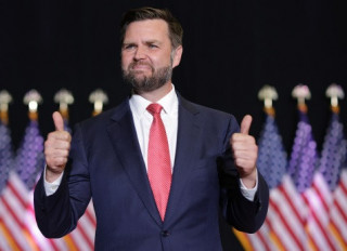 Венс підтримав Трампа у конфлікті з Маском