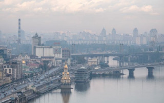 У Києві фіксують забруднення повітря після нічних обстрілів