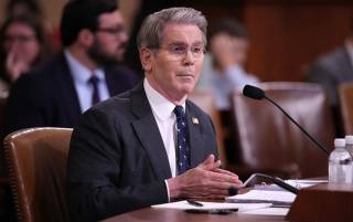 Минфин США прогнозирует риск дефолта уже этим летом