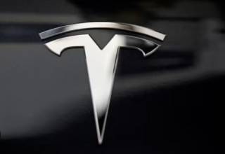 На Tesla подали в суд из-за гибели людей