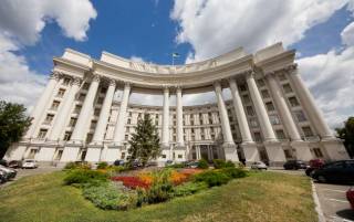 Россия намерена запретить украинский язык в школах на оккупированных территориях. МИД дал ответ